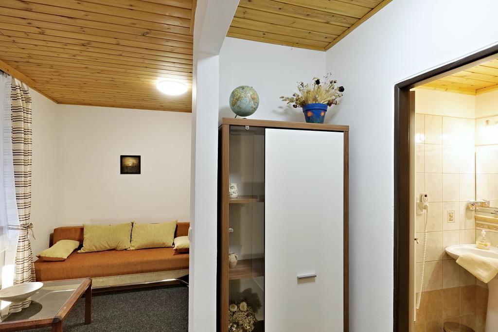 Penzion Family Svoboda nad Úpou Exteriör bild